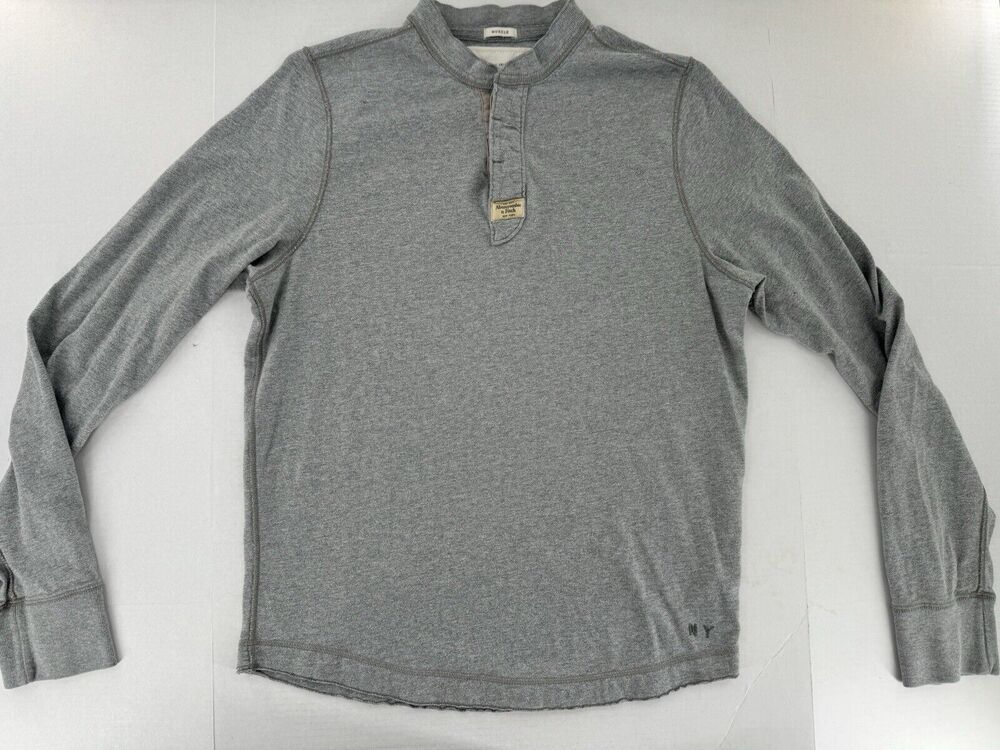 Abercrombie & Fitch Men’s Y2K Muscle Sweater Henley Sz M Grey Logo Distressed